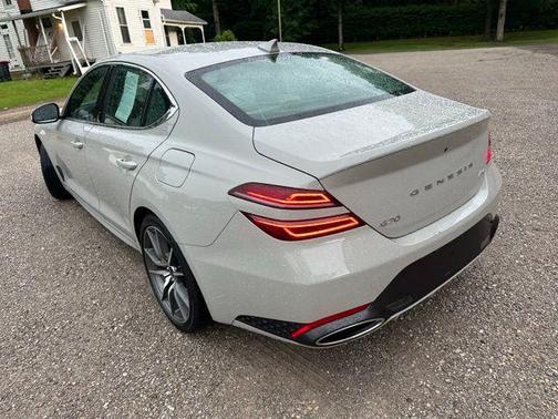 2024 Genesis G70 2.5T AWD