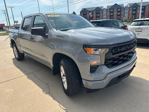 2025 Chevrolet Silverado 1500 Custom