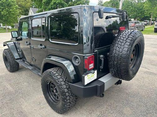 2012 Jeep Wrangler Unlimited Sahara