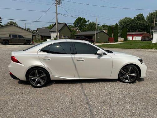 2017 Lexus IS 300 Base