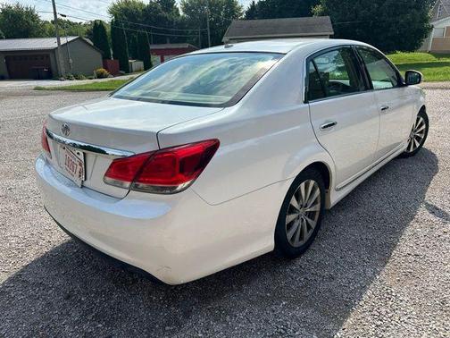 2011 Toyota Avalon Base