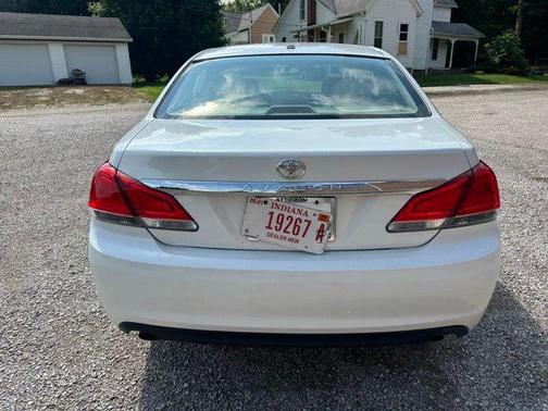 2011 Toyota Avalon Base