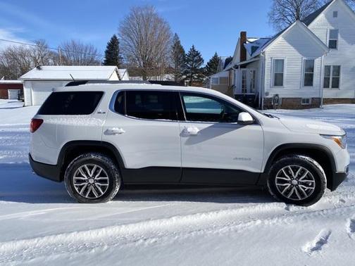 2019 GMC Acadia SLE-2