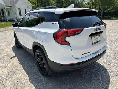 2021 GMC Terrain SLT