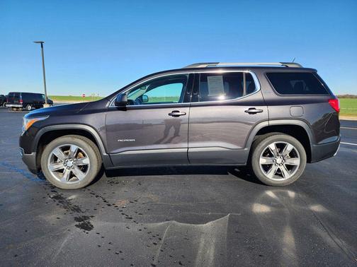 2017 GMC Acadia SLT-2