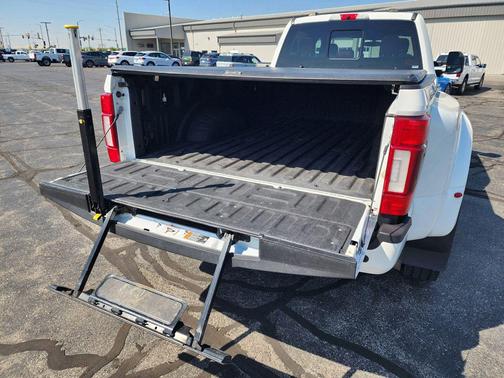 2021 Ford F-450 Platinum