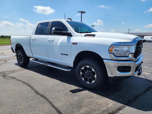 2022 RAM 2500 Big Horn Crew Cab 4x4 6'4' Box