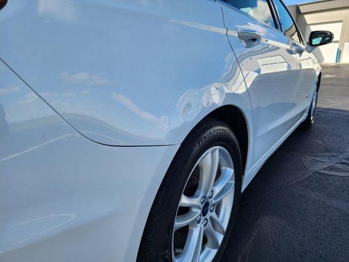 2018 Ford Fusion Hybrid SE
