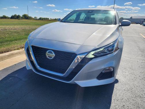 2022 Nissan Altima 2.5 SV