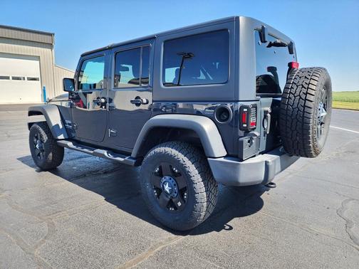 Rhino Clearcoat 2018 Jeep Wrangler JK Unlimited Sport