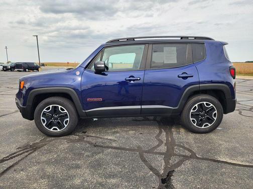 2016 Jeep Renegade Trailhawk