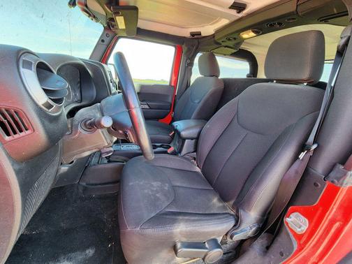 2016 Jeep Wrangler Sport