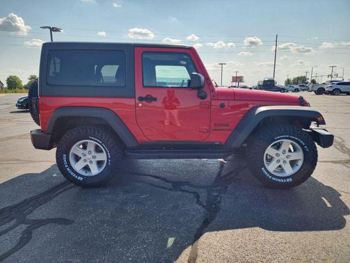 2016 Jeep Wrangler Sport