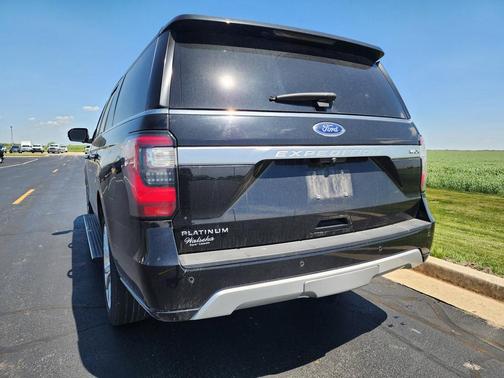 Shadow Black 2018 Ford Expedition Max Platinum