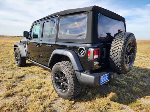 2020 Jeep Wrangler Unlimited Willys 4X4