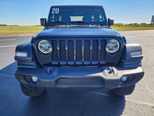 2020 Jeep Wrangler Unlimited Willys 4X4