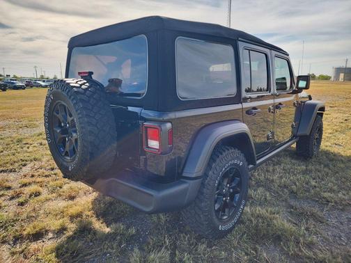 2020 Jeep Wrangler Unlimited Willys 4X4