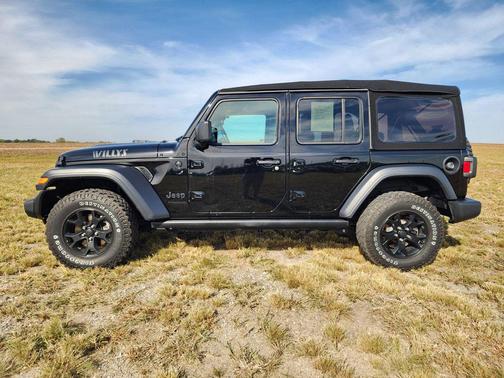 2020 Jeep Wrangler Unlimited Willys 4X4