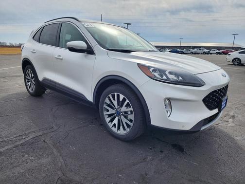 2020 Ford Escape Titanium