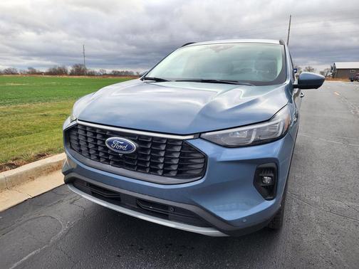 2024 Ford Escape Platinum