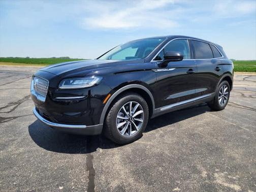 2022 Lincoln Nautilus Standard