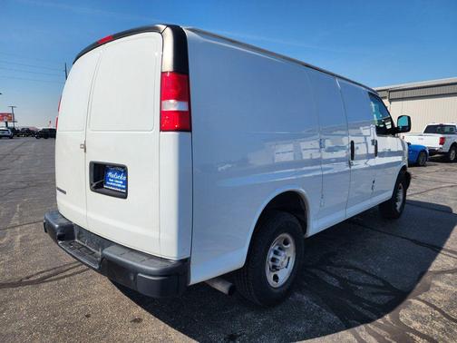 2021 Chevrolet Express 3500 RWD 3500 Regular Wheelbase WT