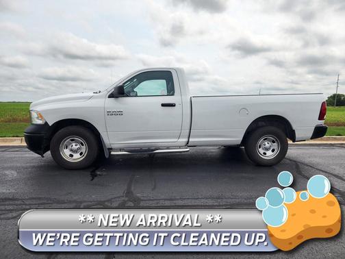 Bright White Clearcoat 2018 RAM 1500 Tradesman