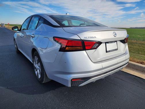 2020 Nissan Altima S FWD