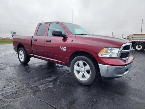 2024 RAM 1500 Classic SLT