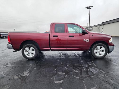 2024 RAM 1500 Classic SLT