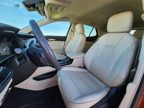 2021 Buick Envision AWD Essence