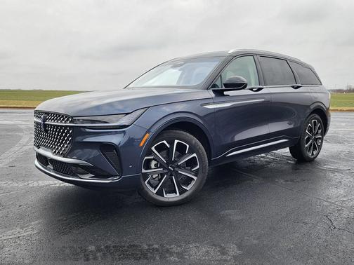 2024 Lincoln Nautilus Reserve