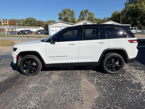 2024 Jeep Grand Cherokee Altitude