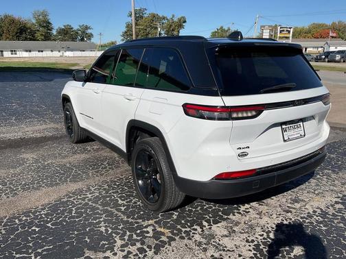 2024 Jeep Grand Cherokee Altitude