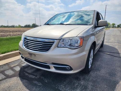 2014 Chrysler Town & Country Touring