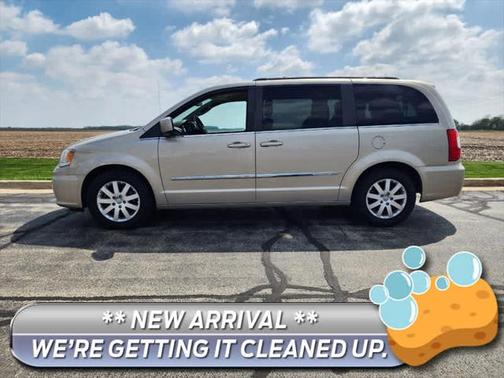 2014 Chrysler Town & Country Touring
