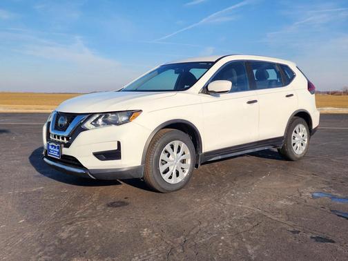 2018 Nissan Rogue S