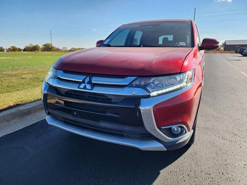 2017 Mitsubishi Outlander SE