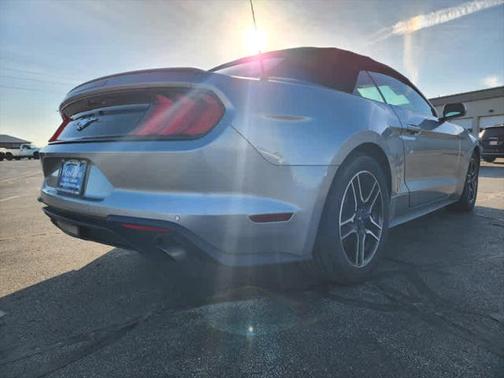 2022 Ford Mustang EcoBoost Premium