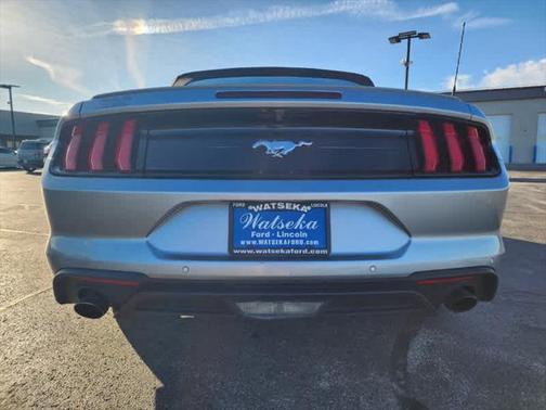 2022 Ford Mustang EcoBoost Premium