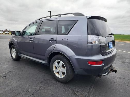 2010 Mitsubishi Outlander ES