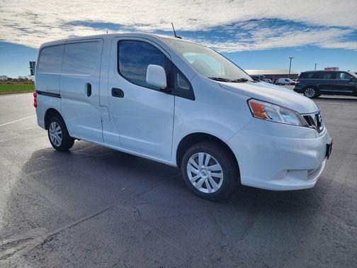 2020 Nissan NV200 SV