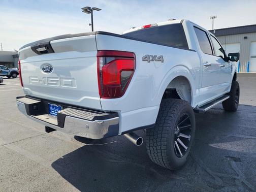 Oxford White 2024 Ford F-150 XLT