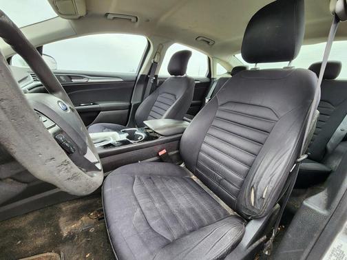 2014 Ford Fusion Hybrid SE