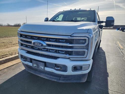 2024 Ford F-250 Platinum