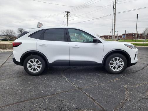 Oxford White 2025 Ford Escape Active