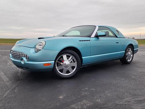 2002 Ford Thunderbird Base