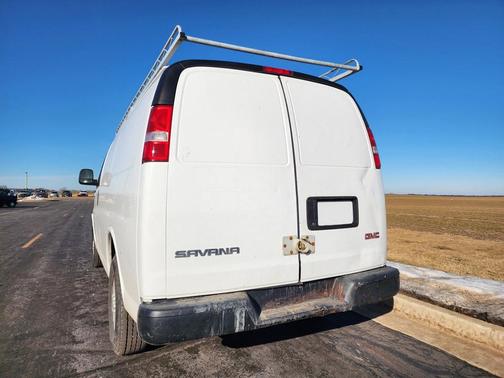 2017 GMC Savana 2500 Work Van