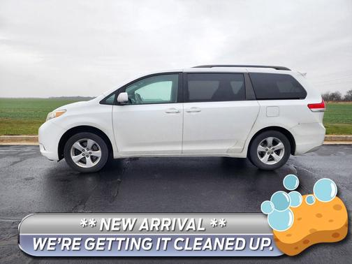 2011 Toyota Sienna LE