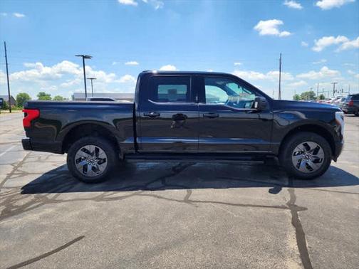 2024 Ford F-150 Lightning Flash